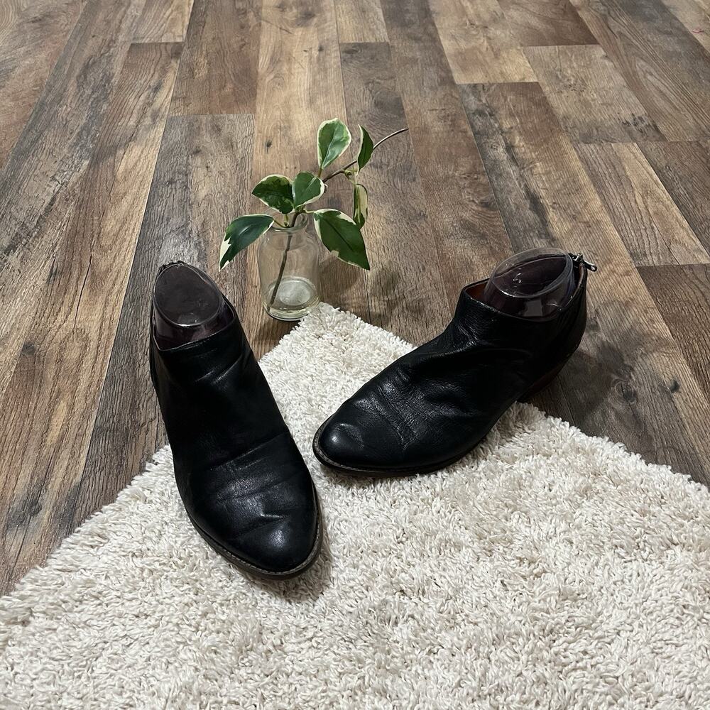 Lucky Brand Size 8.5 M Black Leather Almond Toe Fai Ankle Boots